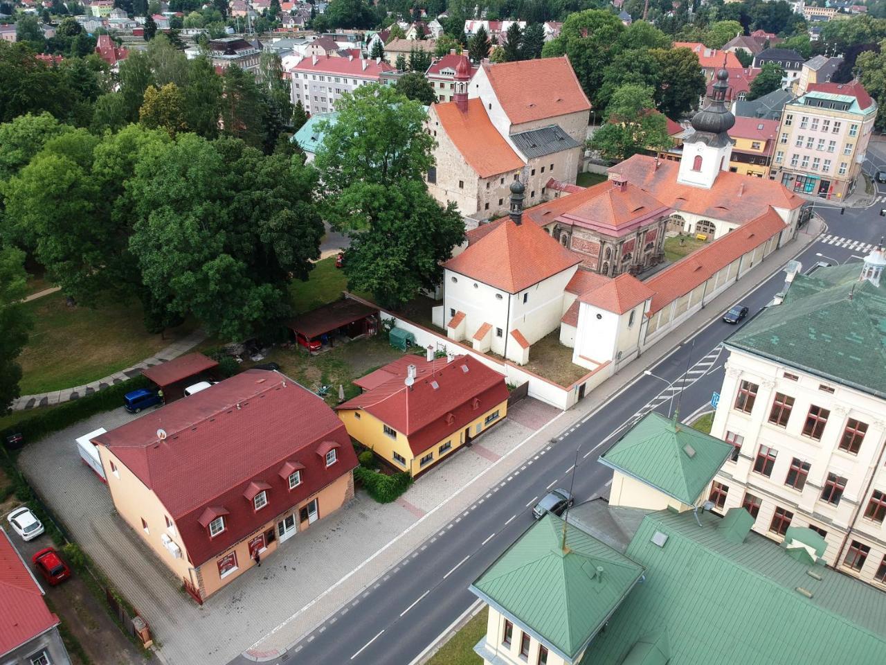 Apartman Pod Klasterem Rumburk Exterior foto